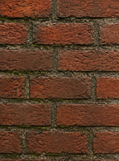 Vorher: verschmutzte Klinkerfassade